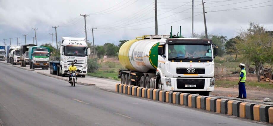 Northern Corridor ministers ask Tanzania to open transit highway